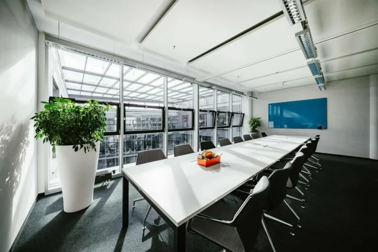 1000-Satellites-Meeting-Events-Muenchen-Theresienhoehe-02