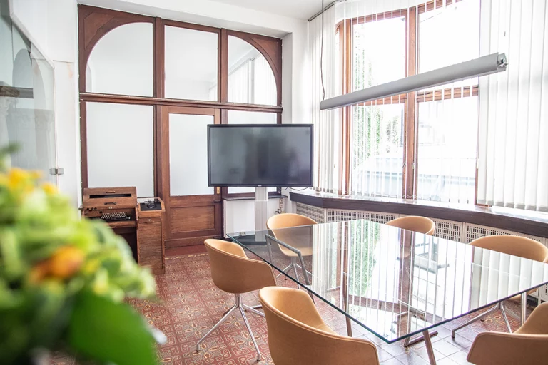 1000Satellites-Parkallee-Konferenz