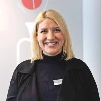 1000-Satellites-Portrait-Daniela-Urban